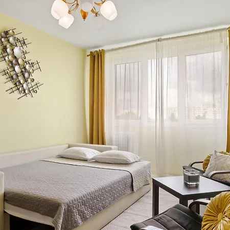 Arena Nationala, Monza, Victor Gomoiu The Cloud, Free Early Check-in Available Apartment