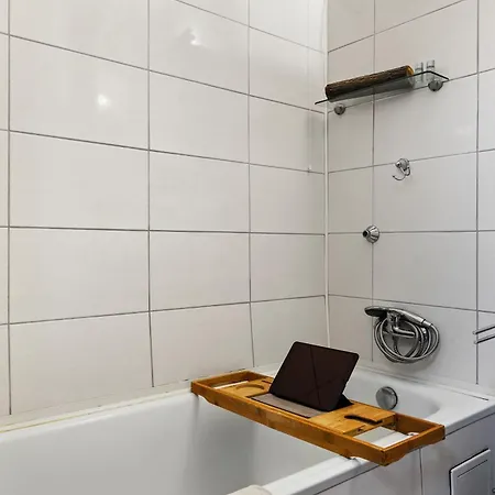 Arena Nationala, Monza, Victor Gomoiu The Cloud, Free Early Check-in Available Apartament Bukareszt