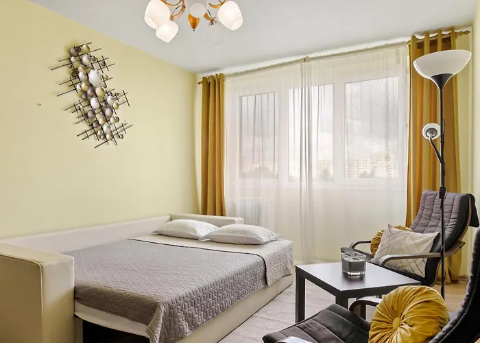 Arena Nationala, Monza, Victor Gomoiu The Cloud, Free Early Check-in Available Lejlighed