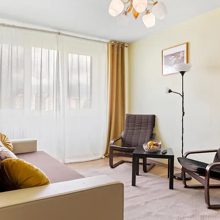 Arena Nationala, Monza, Victor Gomoiu The Cloud, Free Early Check-in Available