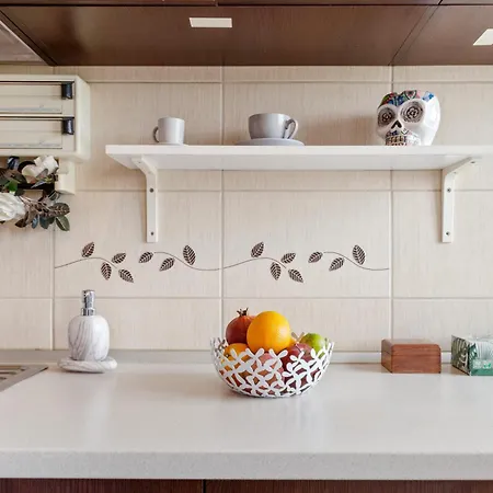 Arena Nationala, Monza, Victor Gomoiu The Cloud, Free Early Check-in Available Bükreş